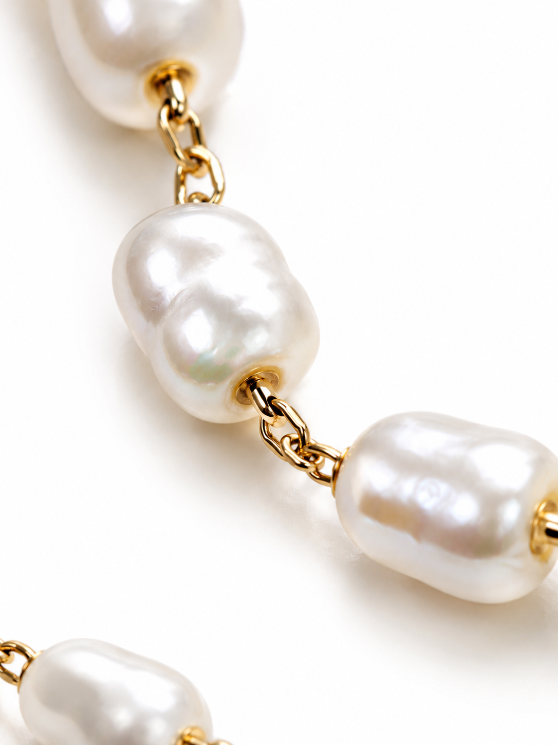 Goldea Celeste Pearl Chain Necklace