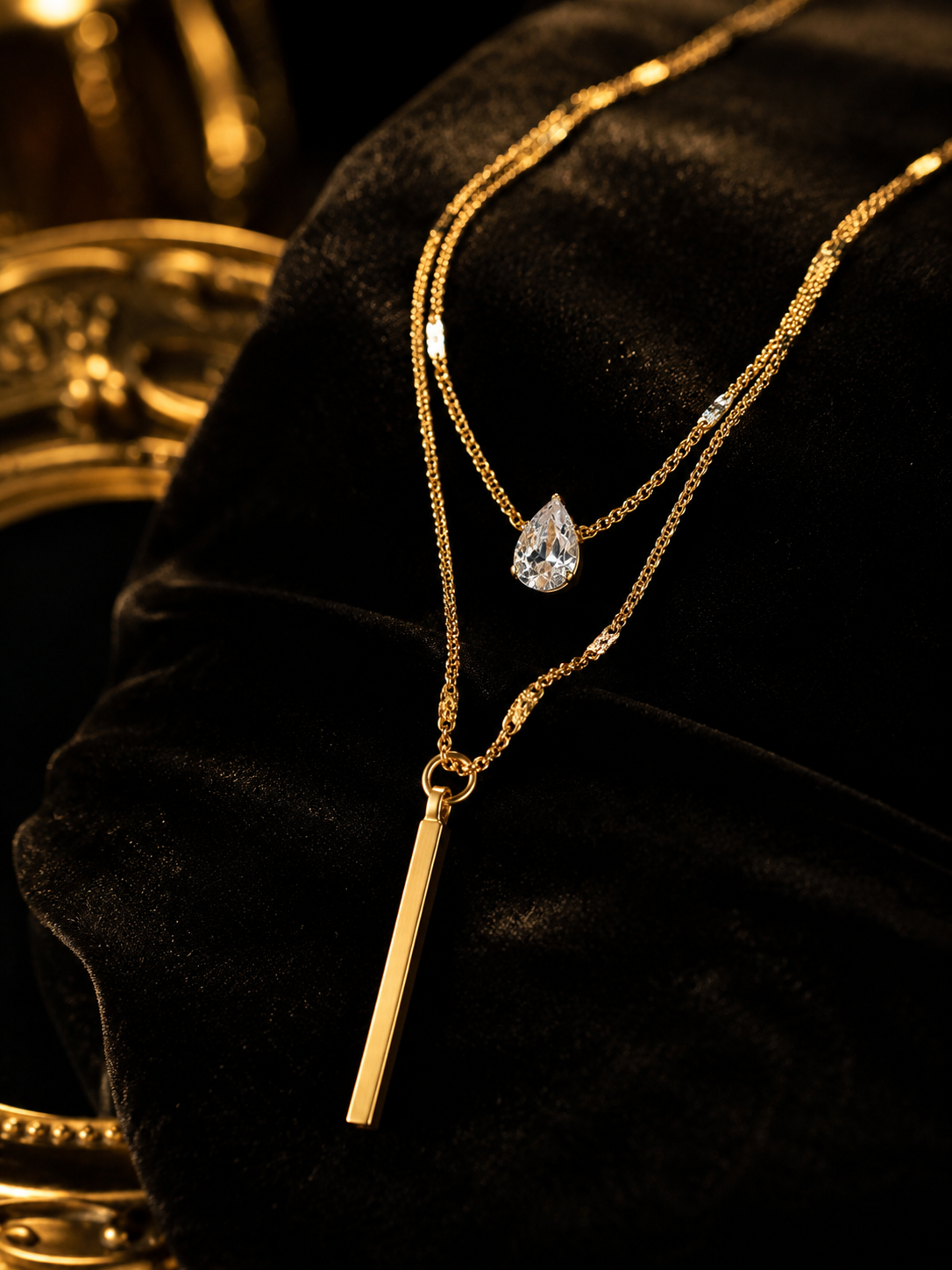 Goldea Aurora Layered Crystal Pendant Necklace