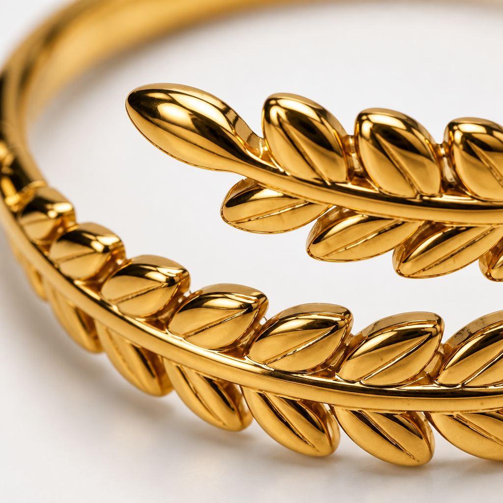 Goldea Laurel Wrap Ring